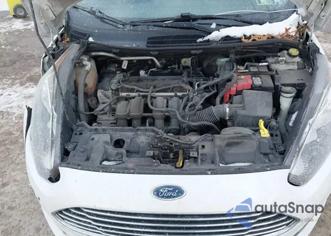 2015 Ford Fiesta Se z USA, uszkodzony, nr VIN 3FADP4EJ0FM140731